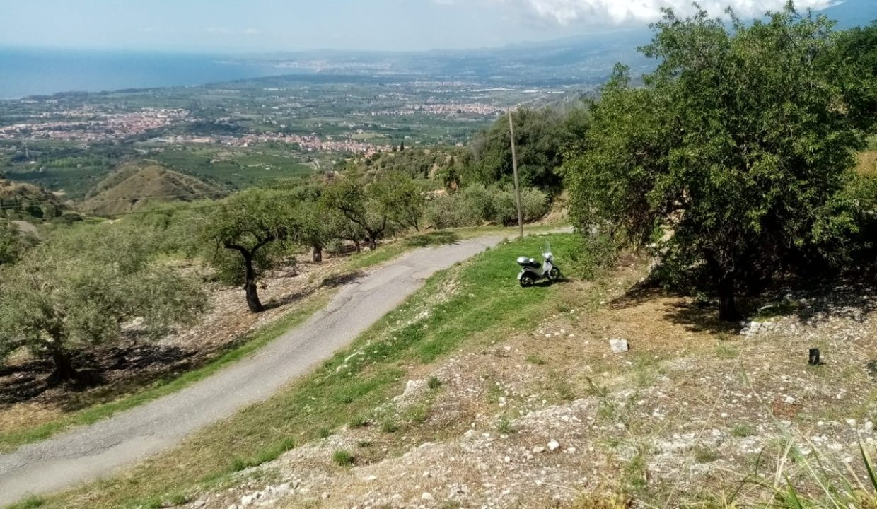 0630223e-095c-43b2-bafe-381475252a41