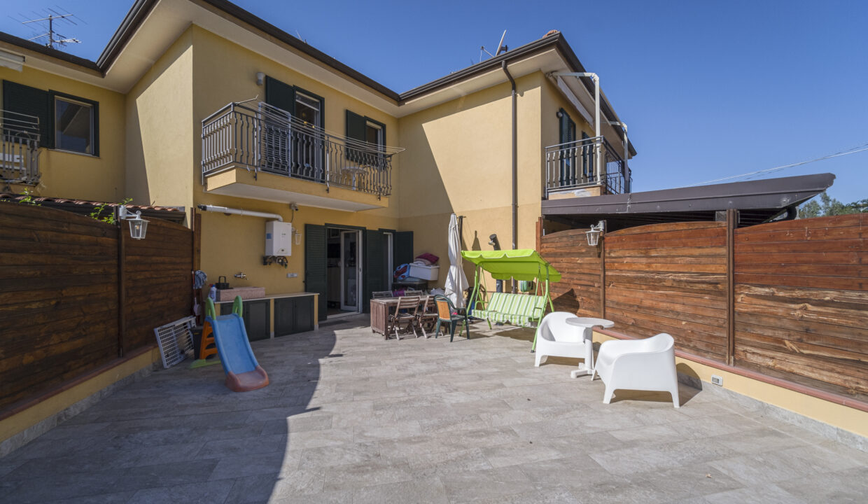 _DSF4625-HDR